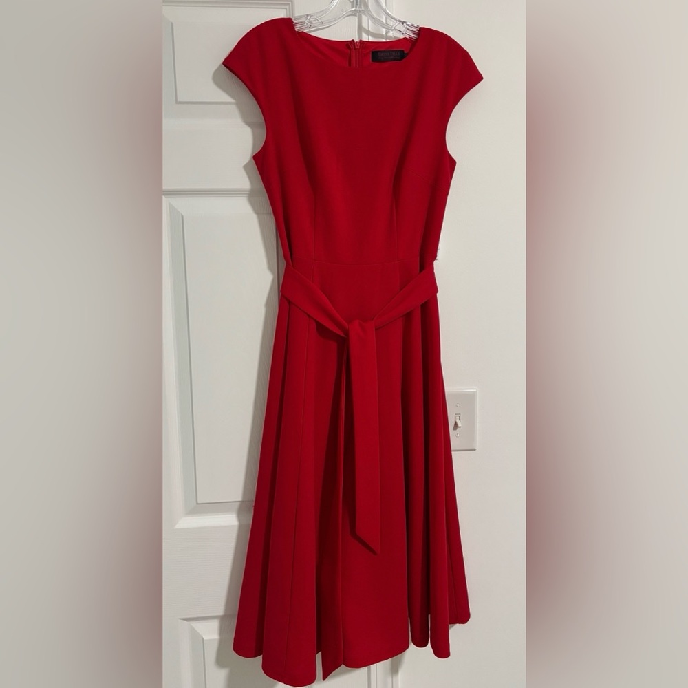 Red dress - Picture 4 of 5